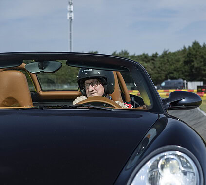 Innovative career opportunities at Keylane, a leading software solutions provider for the insurance industry, emphasizing tech-driven roles and professional growth.